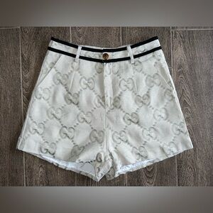 Cream Textured Monogram High Waisted Shorts Pleated Tailored Size M Chic Summer